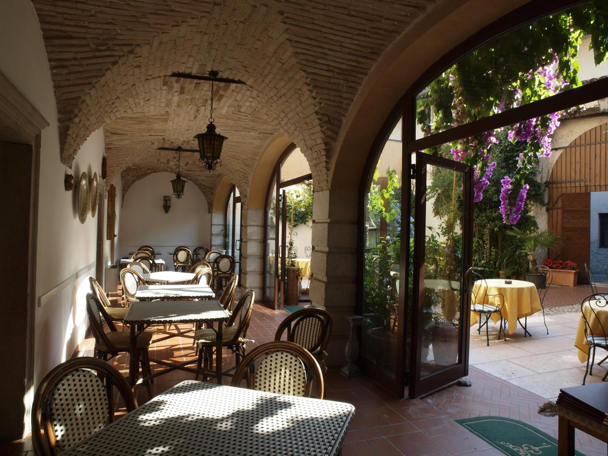 Hotel San Filis San Felice del Benaco Exterior foto